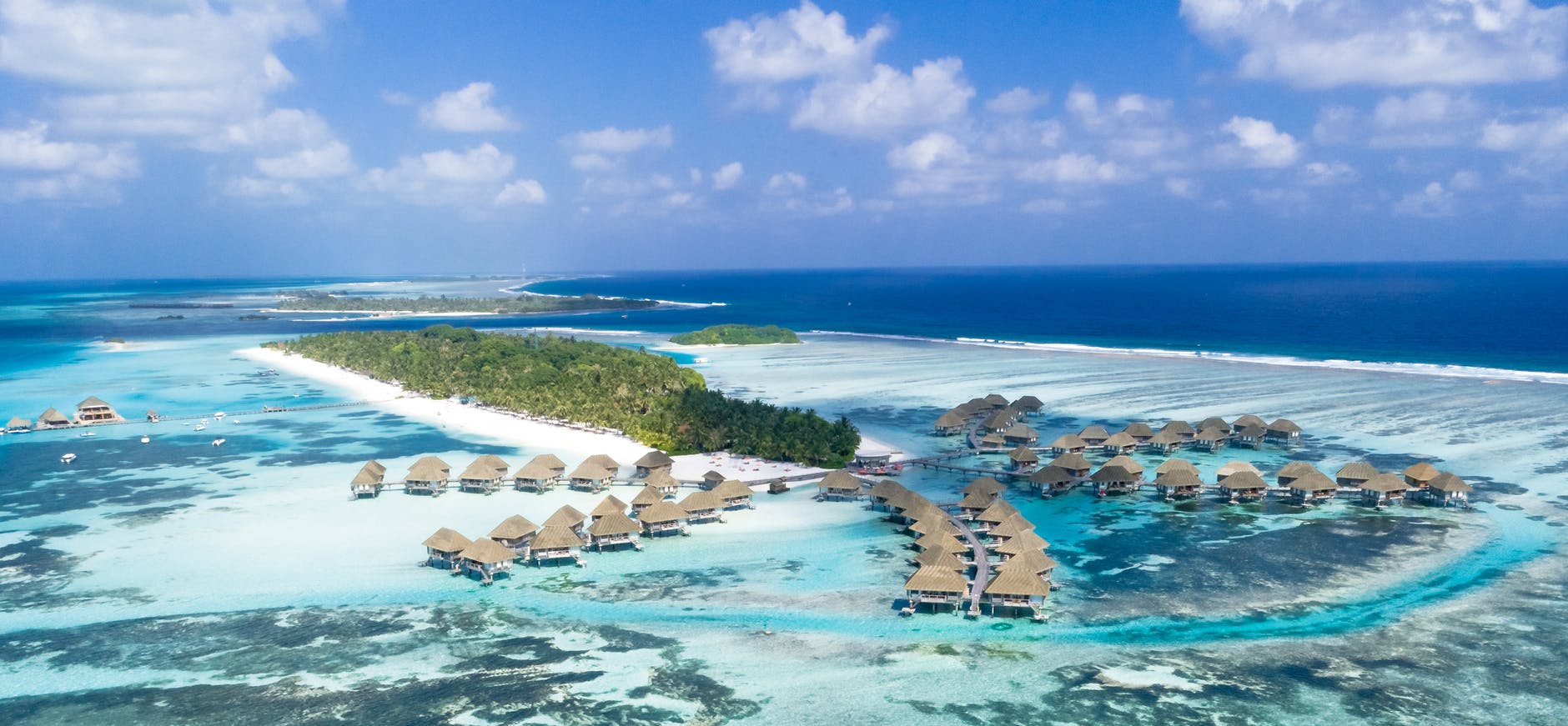 When is the best time to travel to the Maldives?